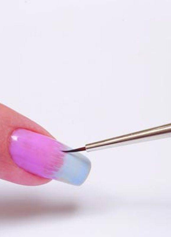 Градиент на ногтях гель-лаком: как сделать, техника плавного перехода, френч с кисточкой, растушевка