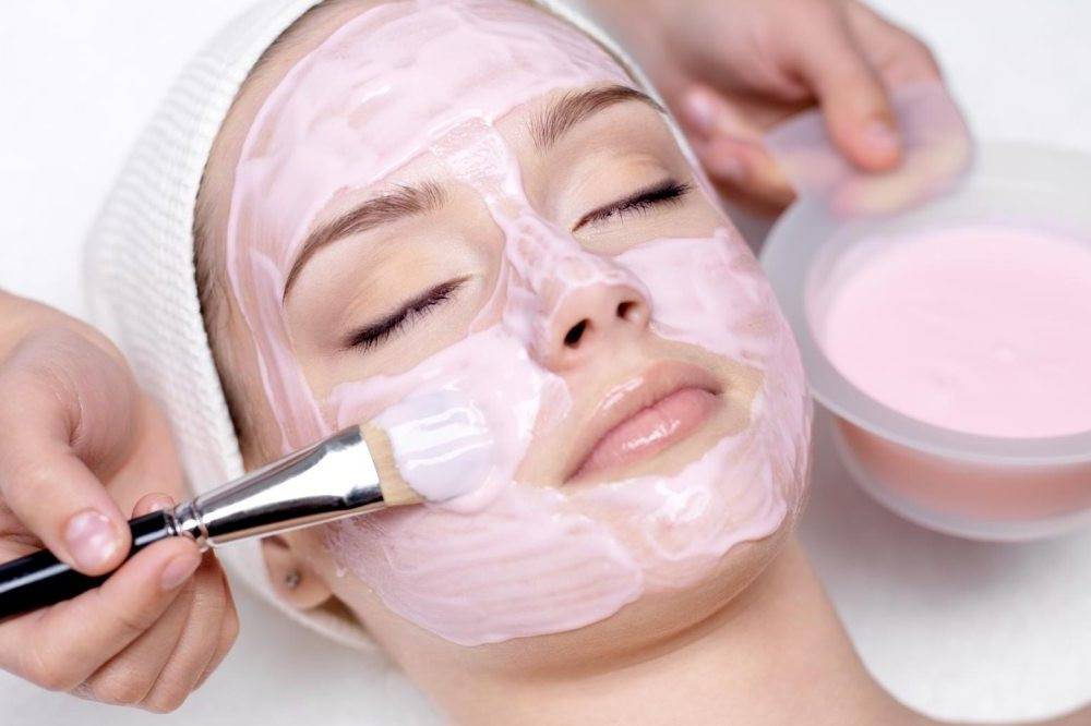 7 популярных процедур у косметолога от морщин вокруг глаз